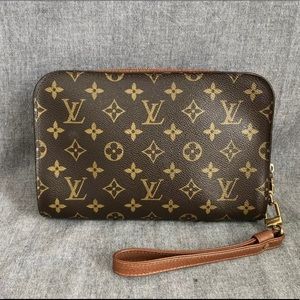 SOLD !!! 100% Authentic Louis Vuitton Orsay Clutch